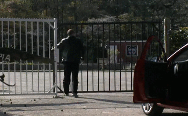 04e9f3662ce08183e4f7f71288d6c5eb.gif
