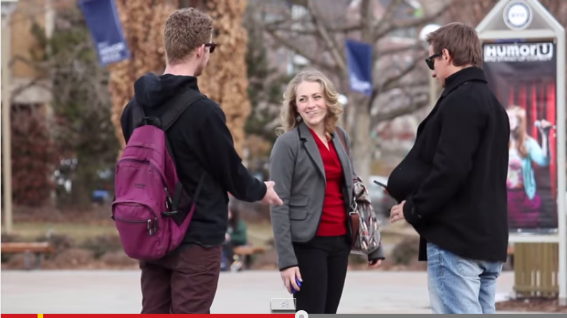 Man of average height(6'2") consistently towered in Amsterda : Shitty