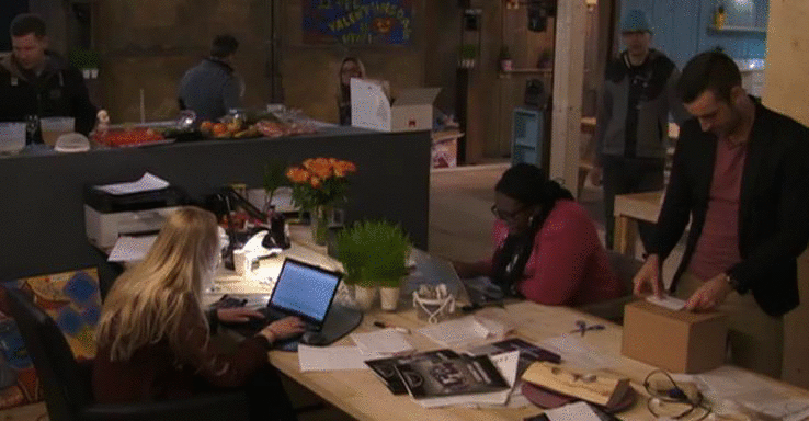 372b374507aade7d542c3b828ff0f709.gif