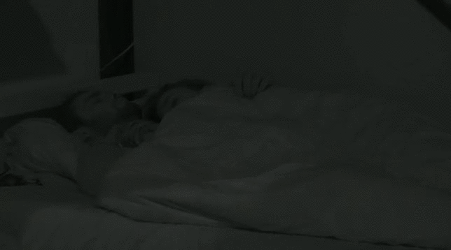 4f9a04d32582c418a983994adbab5502.gif