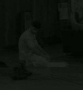 523e8d0e30f0b05a52e8f1379d50af00.gif