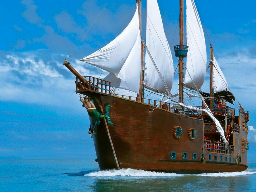 Jolly Roger Pirate Show Cancún - All You Need to Know BEFORE You Go (with Photos)