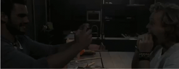 8292431e8ab84ff97d8c70f6aea7f19f.gif