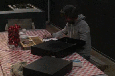 994dee2fcb7cfe6d6638ba292e6ea99c.gif