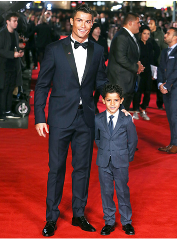 Криштиано Роналдо с сыном