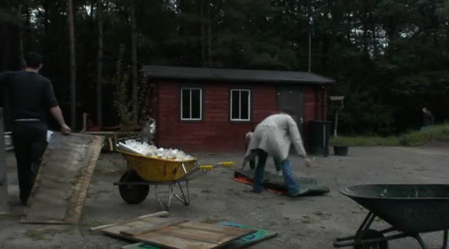 d856eb98bdc048533a94c58d3c7687ef.gif