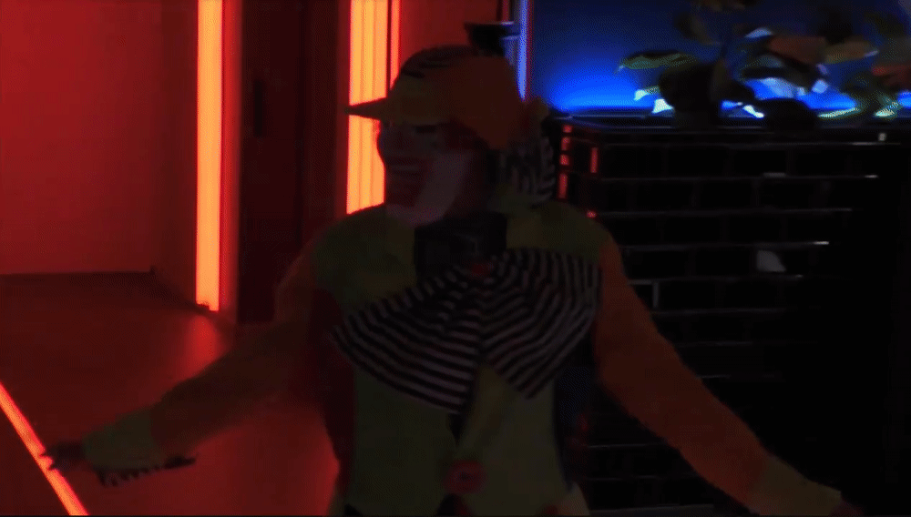 00035c6146e76d6a92327b2fc4eb0b8c.gif