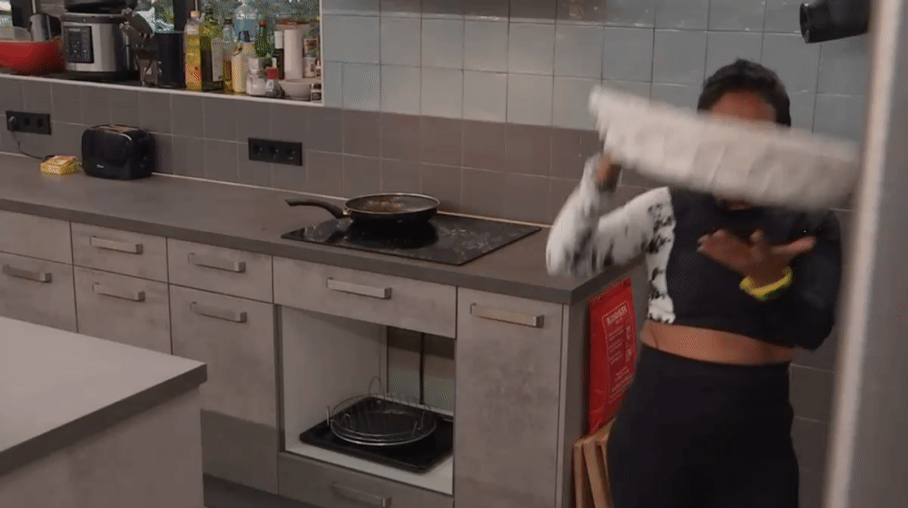 0123e115935b341c6a70bce120a07f10.gif