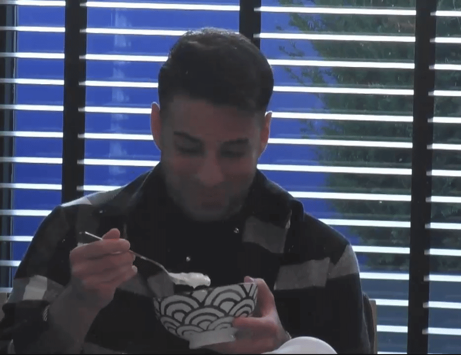 014114e1e220d2a16c43d66e893ace29.gif