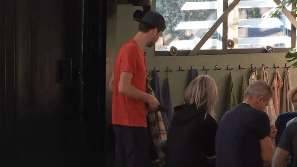 030286d4a557912deabb9c4f8b14ae45.gif