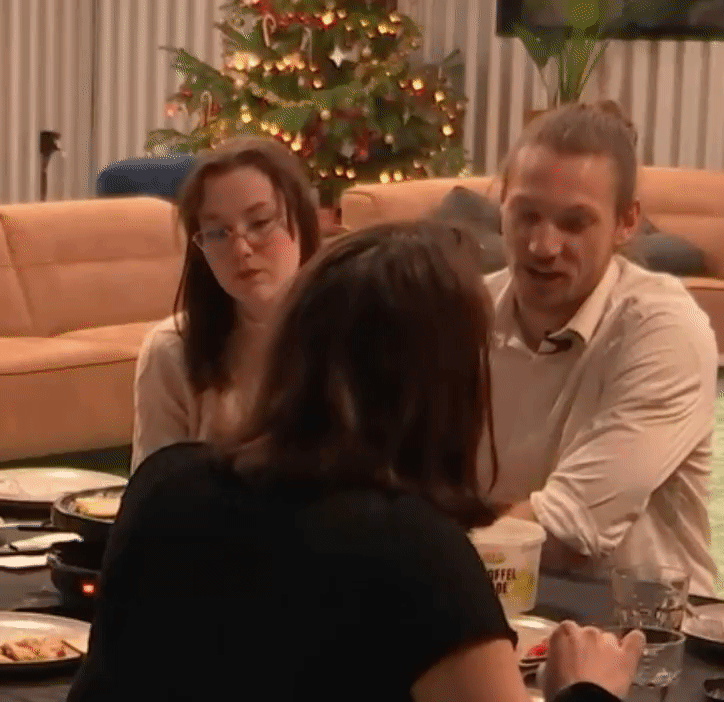 0342a639092c43befe3b6de22f869f73.gif