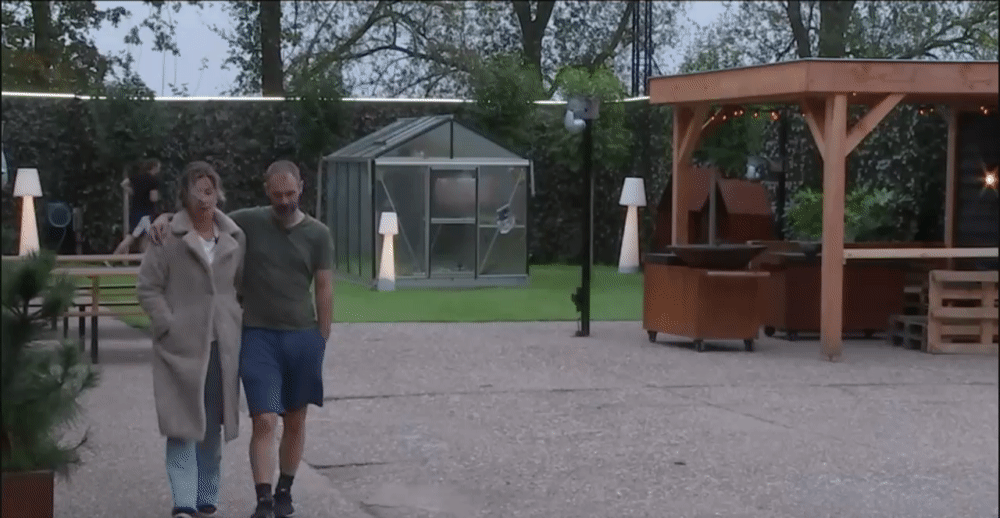 0372ab7187a655f4b1399754f70a1ef8.gif
