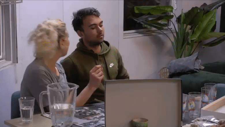 037fb9b15b09553682abceca0347ebd9.gif