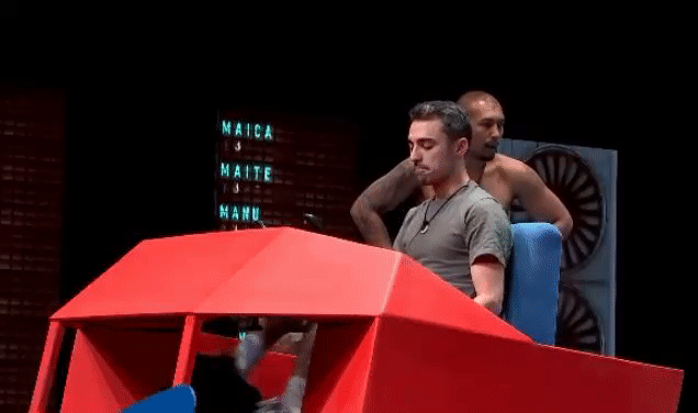 03971a84af5e4270099aad487d27b4be.gif