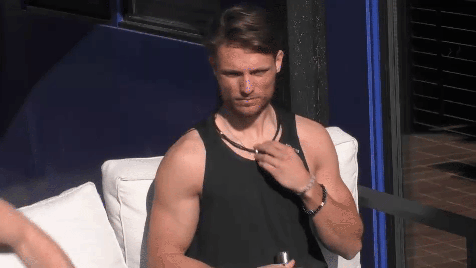 03beb2f03ddf987db2e5e624ec3321b9.gif