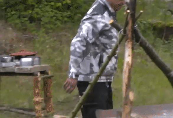 0418f413016d7378c3965ff06e4c8ad4.gif