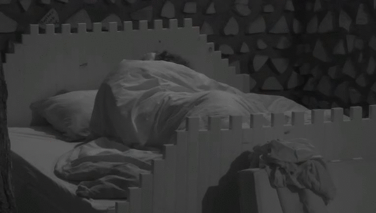 0445a22df0a701c6ab2f373e3049b3d9.gif