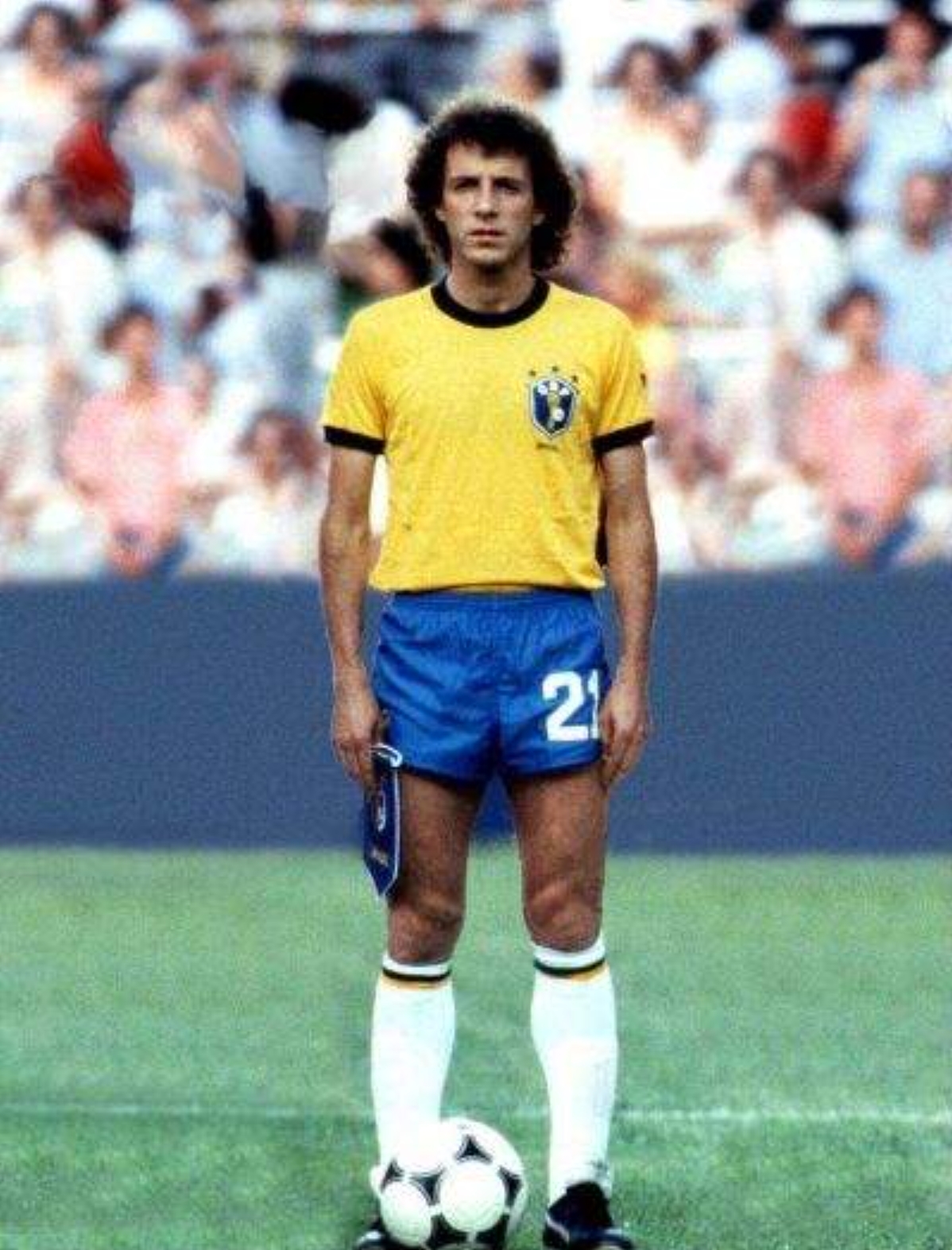 José DIRCEU Guimarães (1979-1982) 05fe08a3c284aeb4a4896187ead21e74