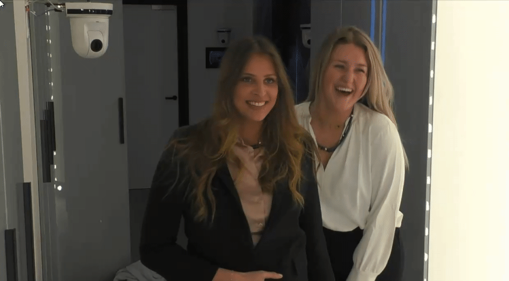0695323fbec2f19ffba1a1b92f6a2186.gif