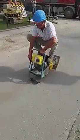 06dc6dc89e31f8edb348fa8563b2acd5.gif