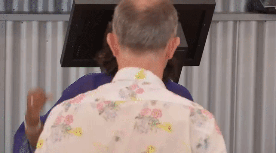 0764b6bd51a381738367f78549ea66c7.gif