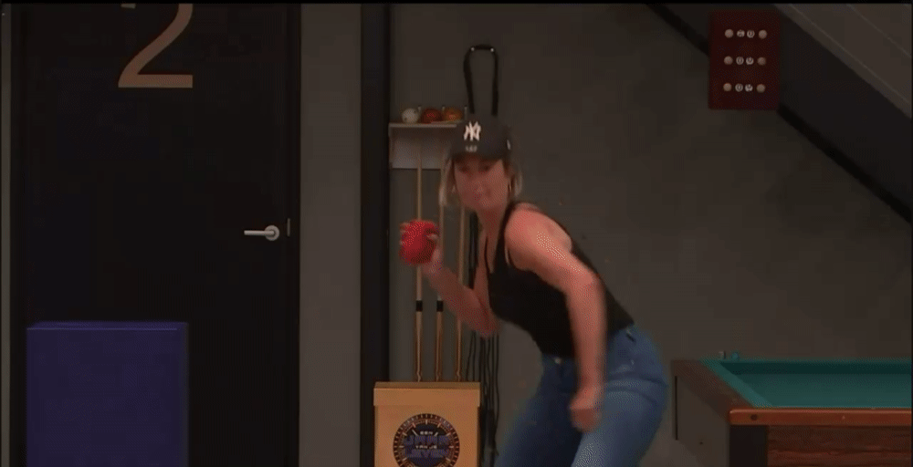 08301f00a391eae6fc611fc733eae718.gif