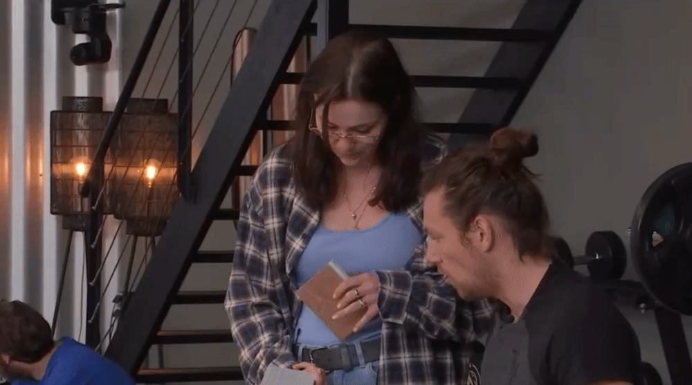 097ae7e3c1d156f9deabbeda01108a48.gif