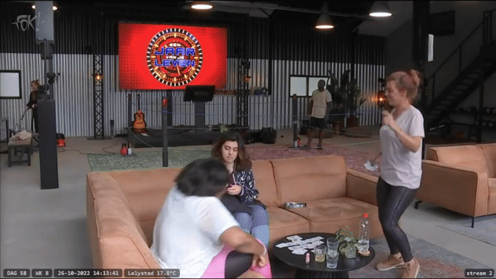 0a2c39b7c977574cbc1e65ff4f0f49cf.gif