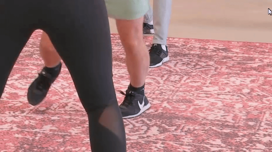 0a5b7358e5f7470de387205de033badd.gif
