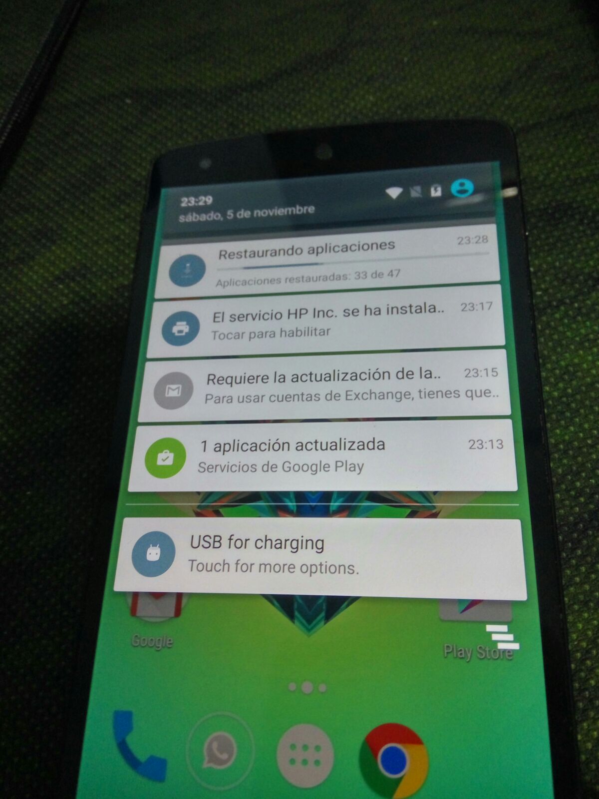 Nexus 5 se reinicia + Tema Serio