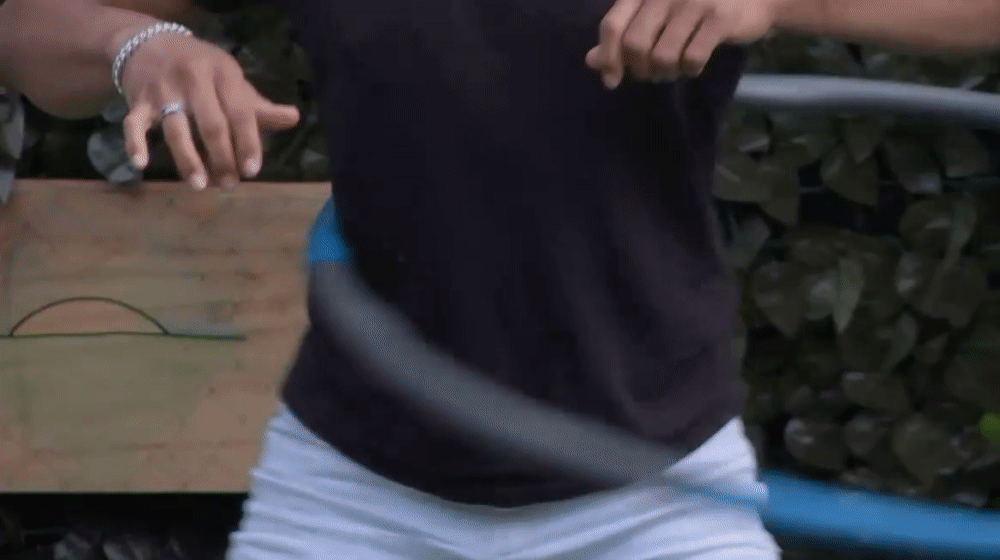 0d3a68ece7f12797fb526c10456e5e34.gif