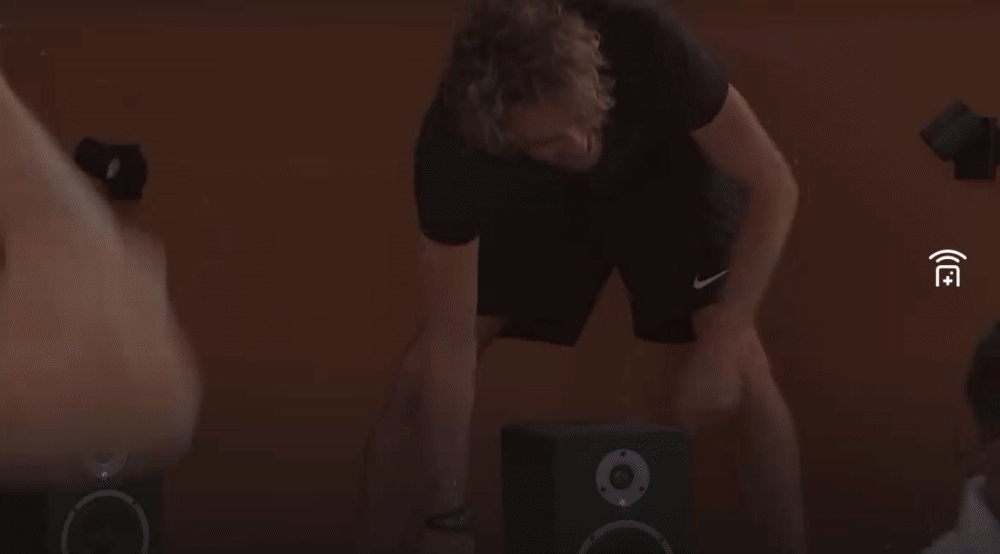 0ec6369830b5e7b0e7d917b28596ec66.gif