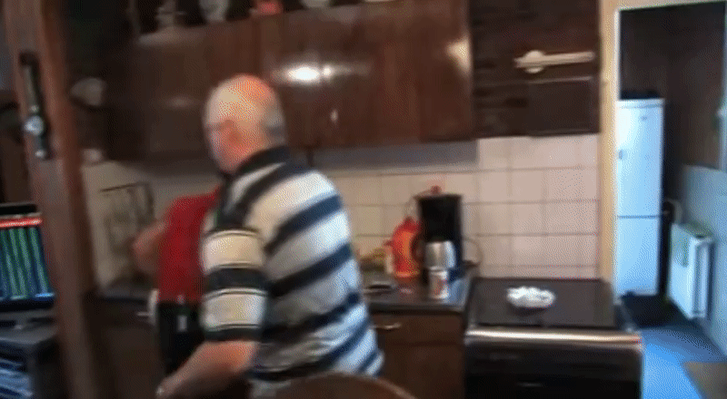 1228c3627b53faf2e4de7b96b7f0751e.gif