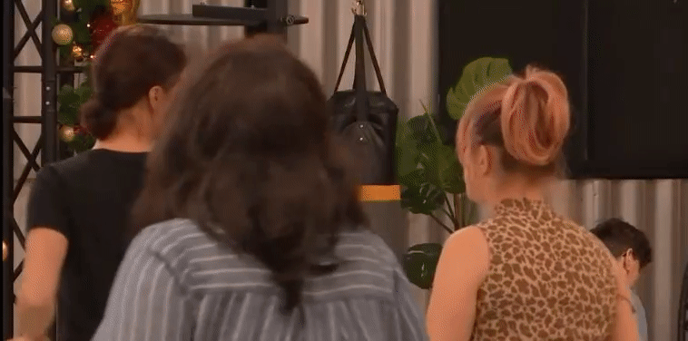 132323af72f5732756d1060a47a17f52.gif