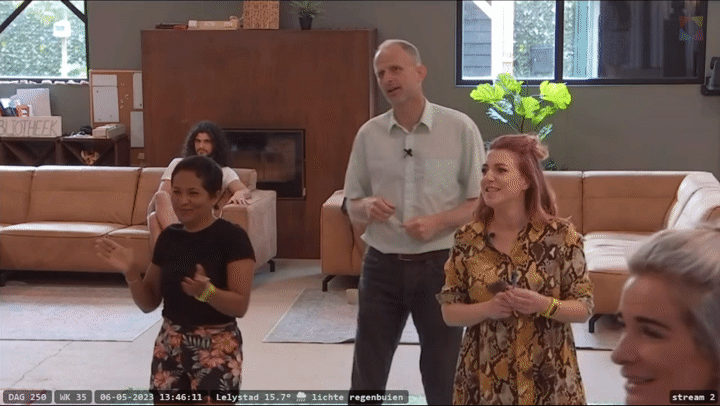 144bb2ec087b3afa55f97d40d7deecbc.gif