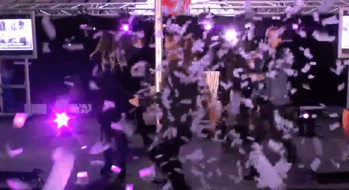 14ced9d0e884098a85a6549138cd104d.gif