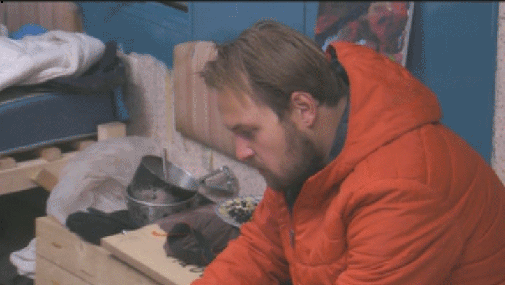 1571dfc3f3228e8cb726d4b92b7f89bb.gif