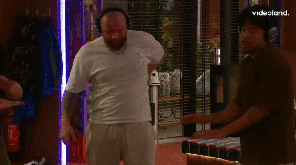 16910655f2bd62e48e58a734ede9f9a1.gif