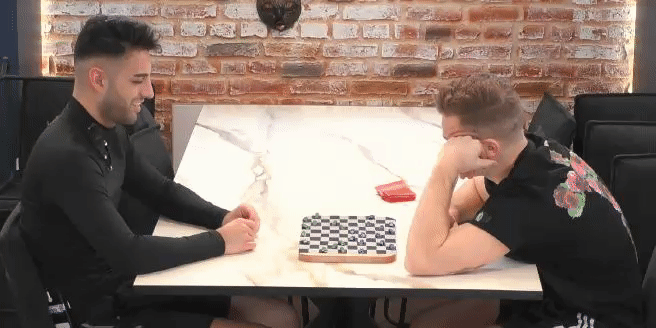 16e9aa3219b8265517638a99db56ef35.gif