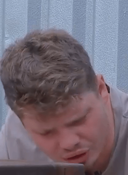 171c5056e83ce3114d604d75341554e7.gif