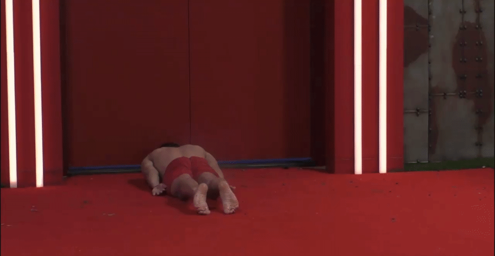 18240f0743756bae8cd3593fec5a2d29.gif