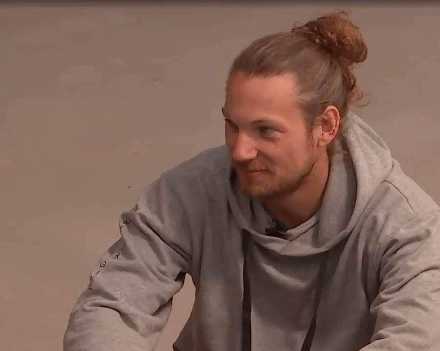 1b5510770a412b172793aaa35d34c85e.gif