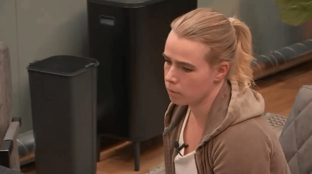 1ba5914ead3f349f949864b26e9d7aa7.gif