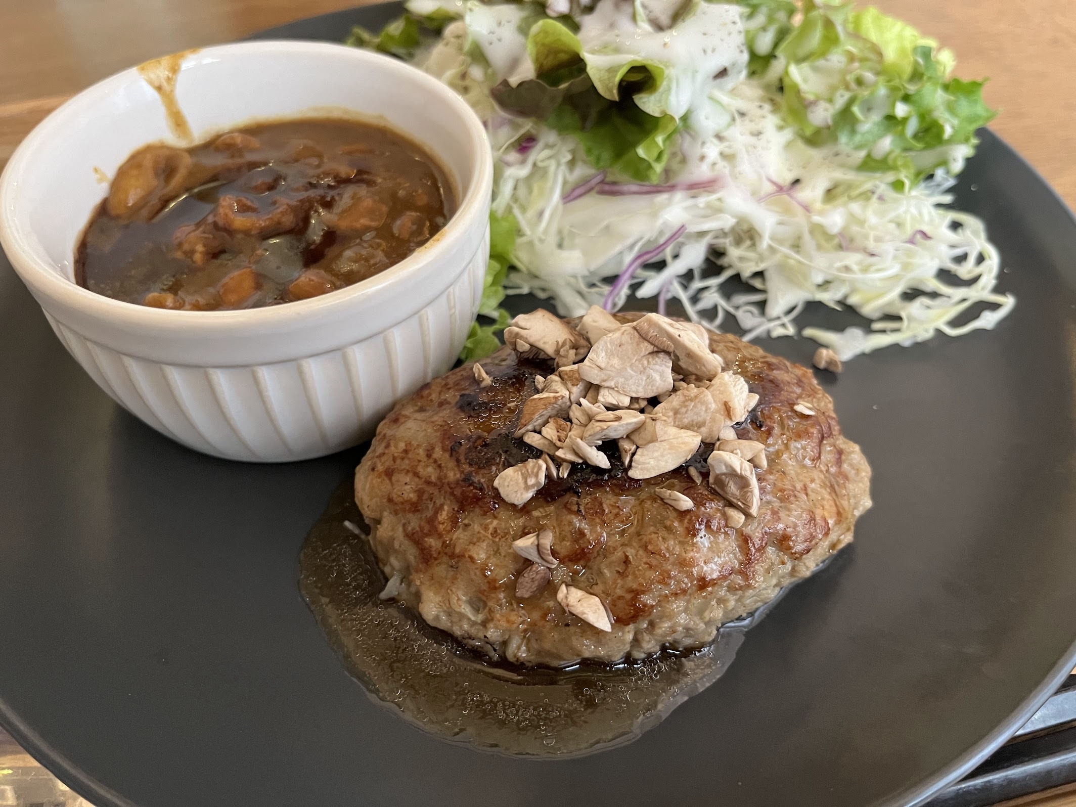 川崎 Bistro Tino ハンバーグとミニカレー