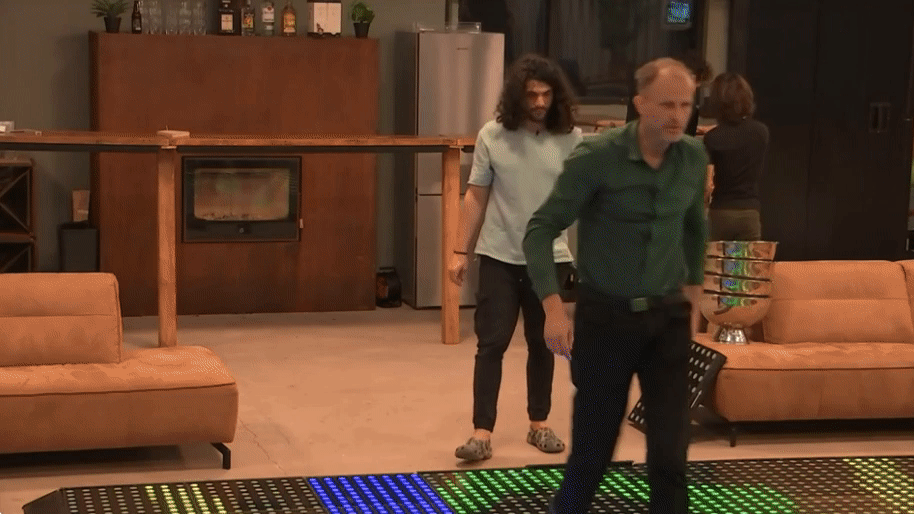 21d652d858bfccd72e091bcacbe97dcb.gif