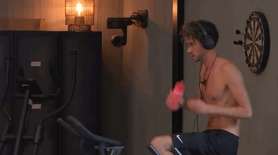 235d6a8e4fa0e9516c1227fed67e5b65.gif
