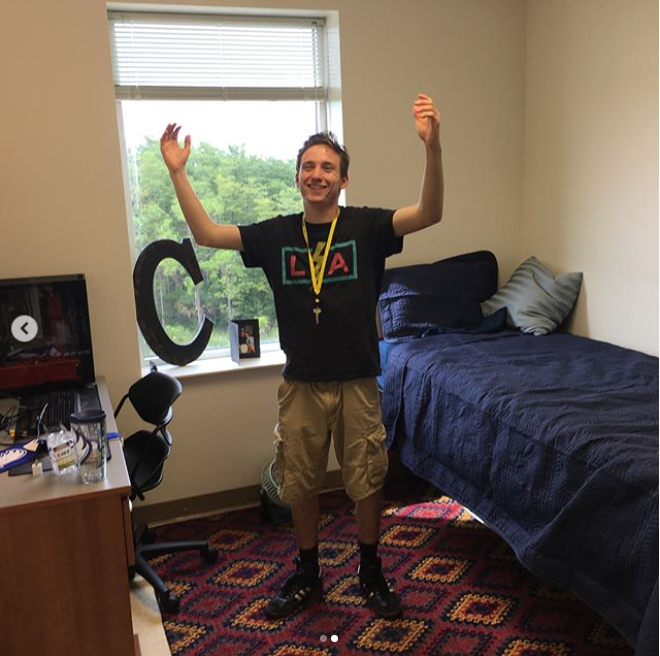 Most recent picture of me, in my new dorm at FGCU.