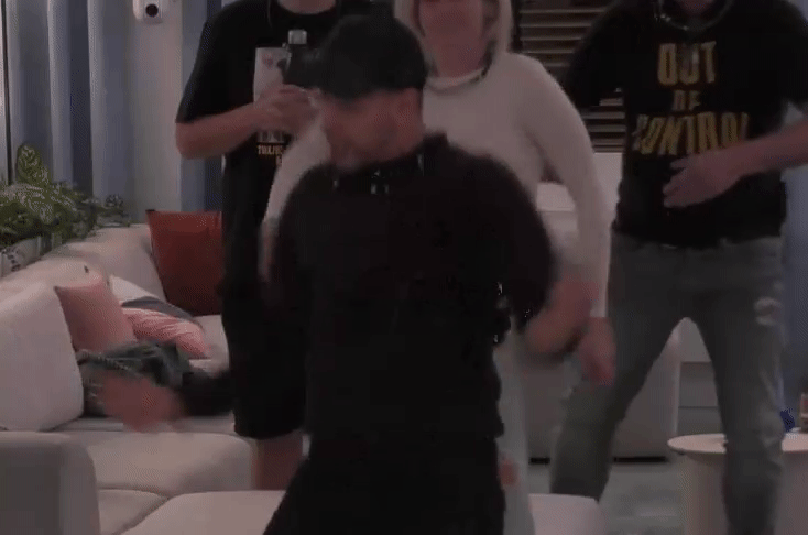24c815133c03e00046320945ac960211.gif