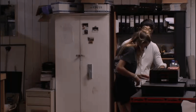 24d4b3bbbd43ac2bd019b73733862471.gif