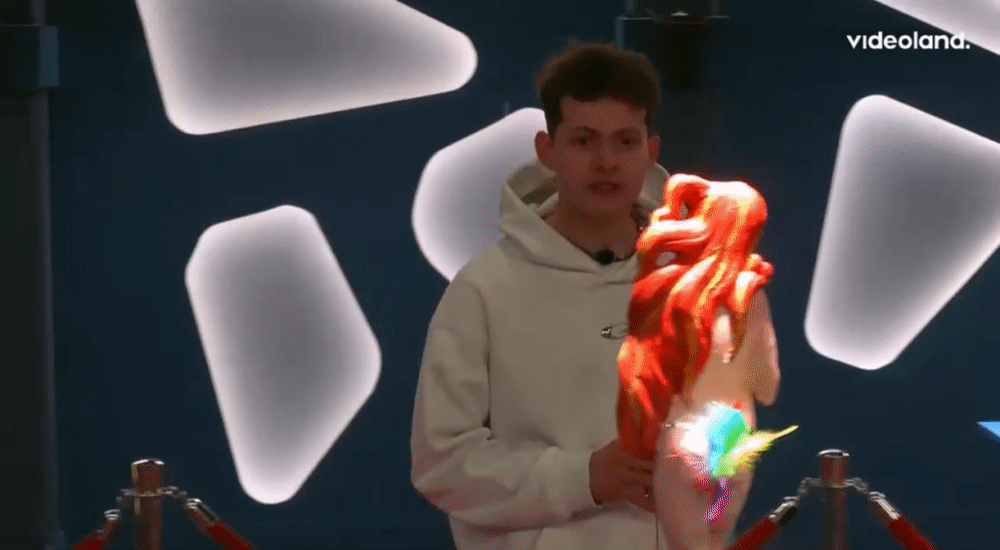 2680156e0313fd83622f72f798db2388.gif